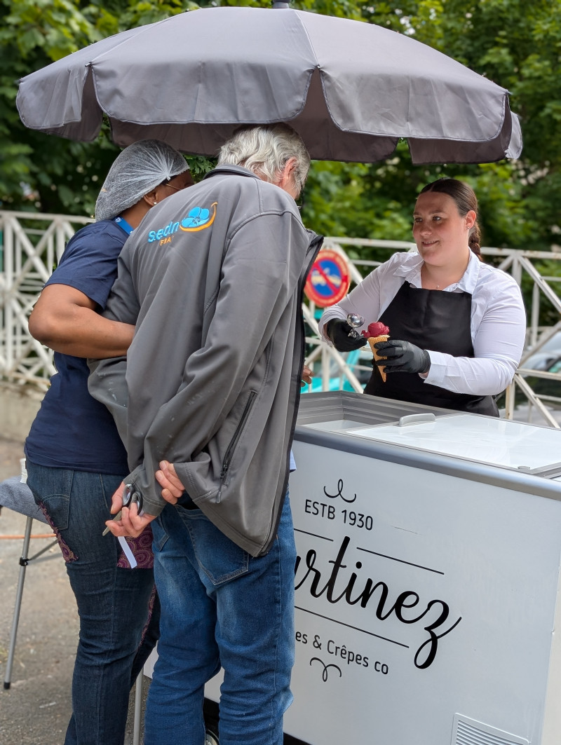 Stand de glace et crêpes
